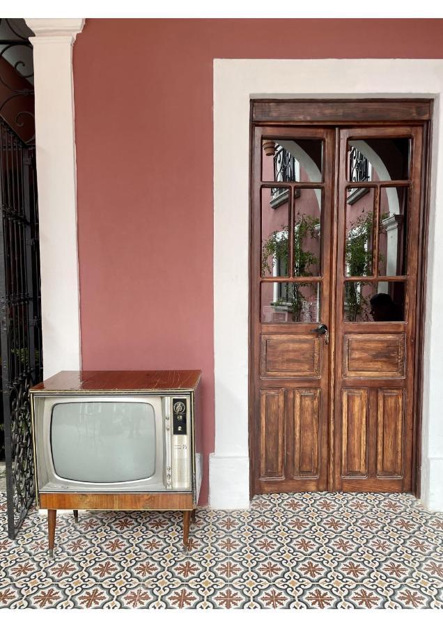 Quinta La Perla Hostel Гуадалахара Екстериор снимка