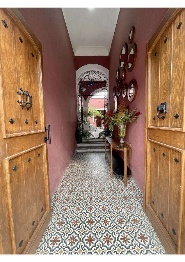 Quinta La Perla Hostel Гуадалахара Екстериор снимка