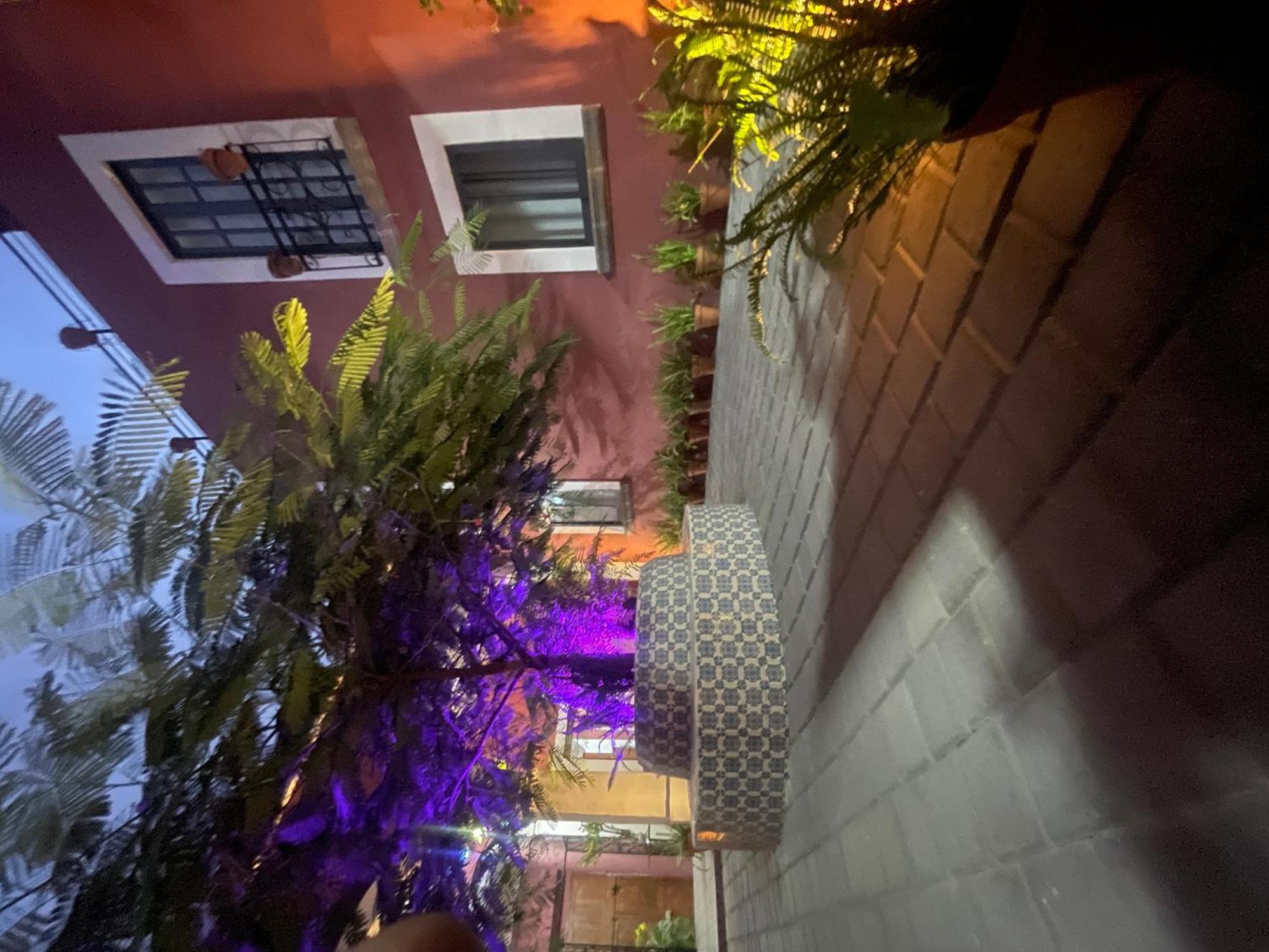 Quinta La Perla Hostel Гуадалахара Екстериор снимка