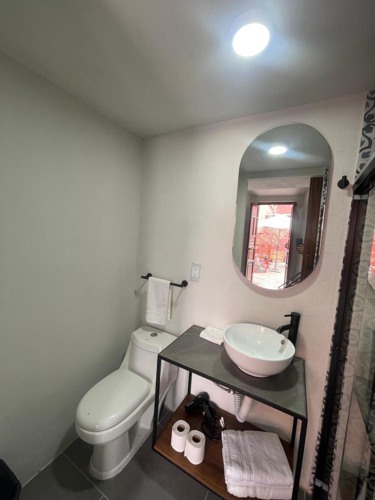 Quinta La Perla Hostel Гуадалахара Екстериор снимка
