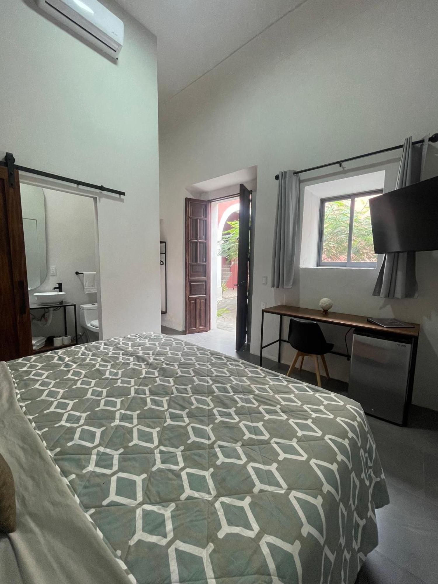 Quinta La Perla Hostel Гуадалахара Екстериор снимка