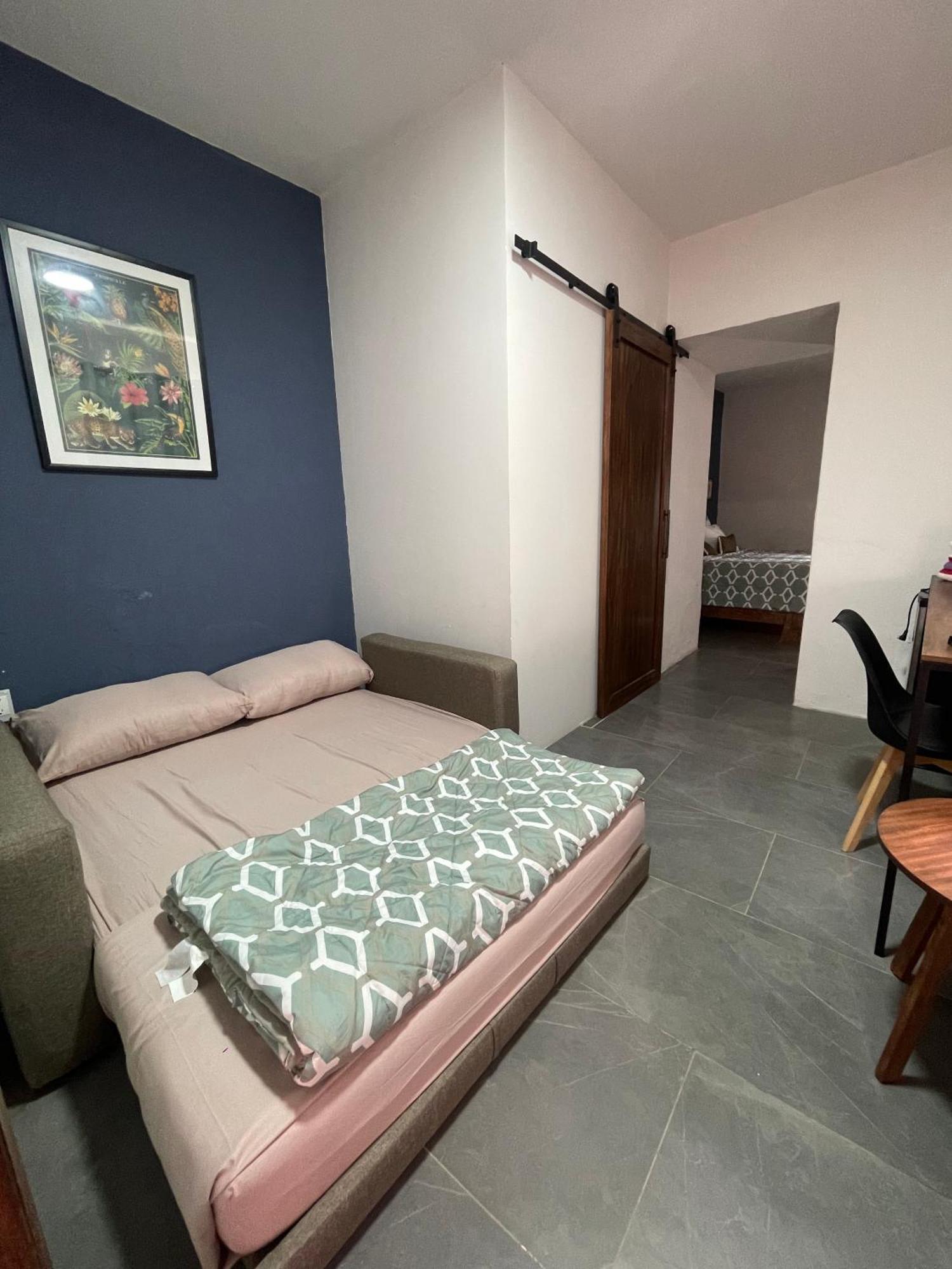 Quinta La Perla Hostel Гуадалахара Екстериор снимка